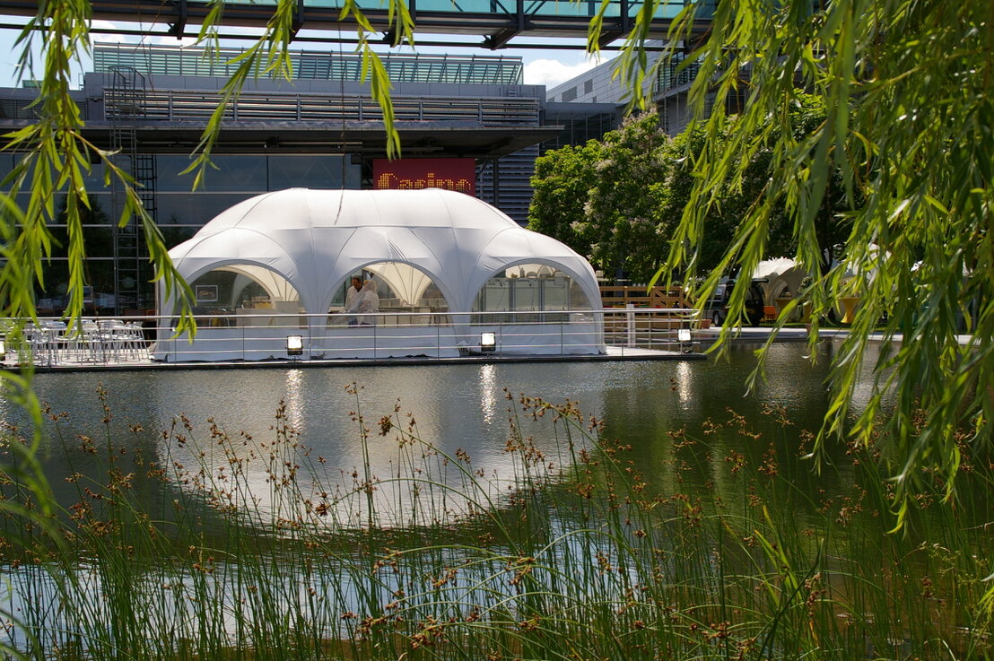 Pagodenzelte mit Zubehör
